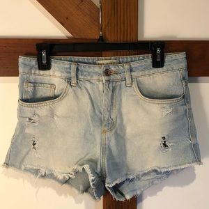 Zara distressed light wash jean shorts